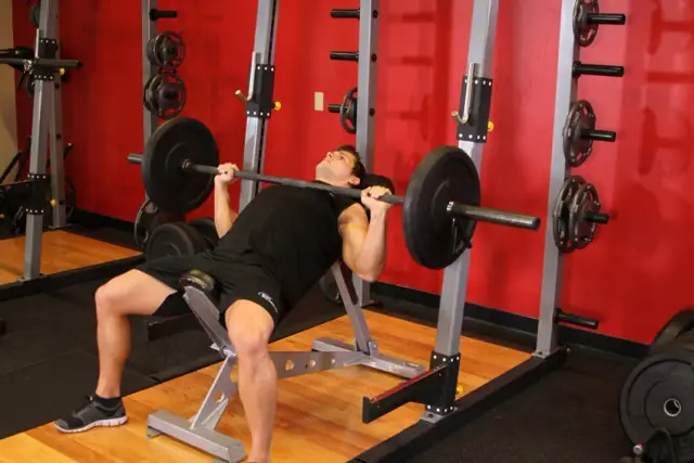 Barbell Incline Bench Press - Medium Grip 2