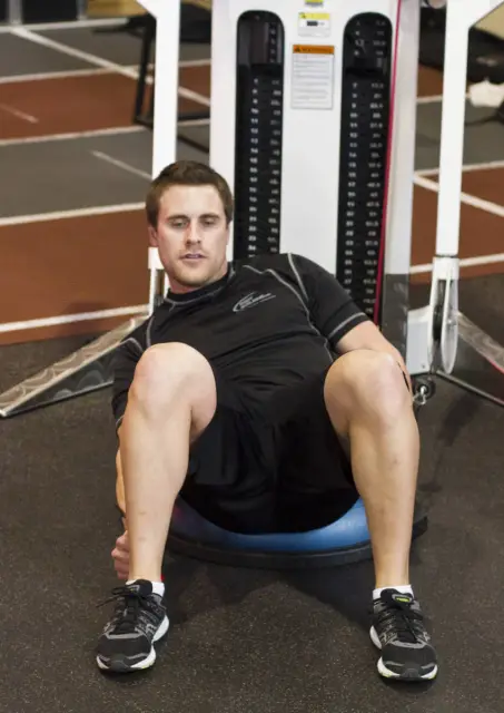 Bosu Ball Cable Crunch With Side Bends 2