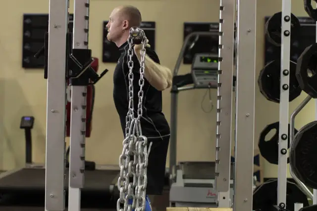 Box Squat with Chains 1