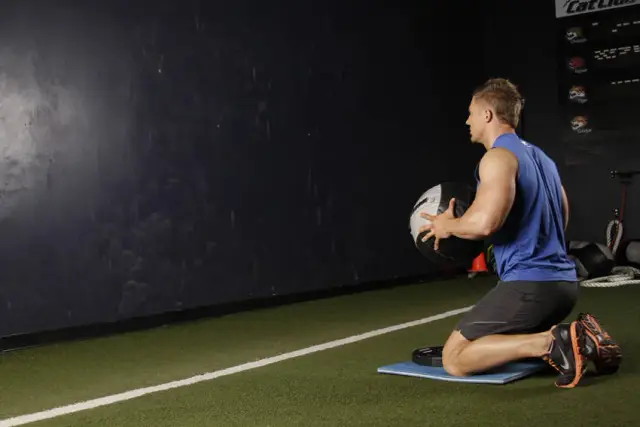 Medicine Ball Chest Push 1