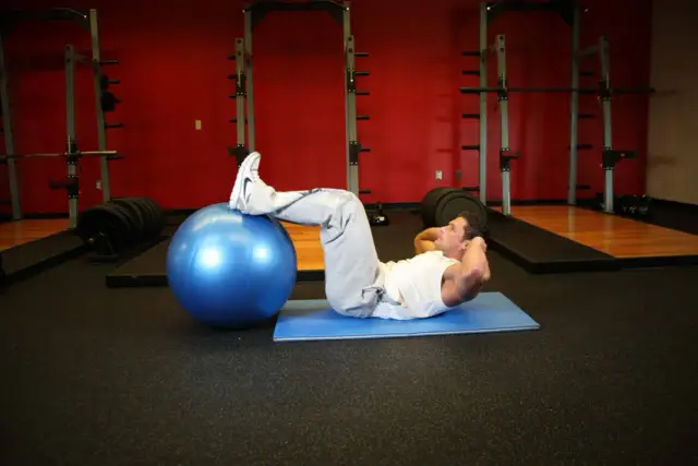 Crunch - Legs On Exercise Ball 2