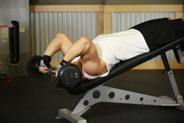 Decline EZ Bar Triceps Extension 2