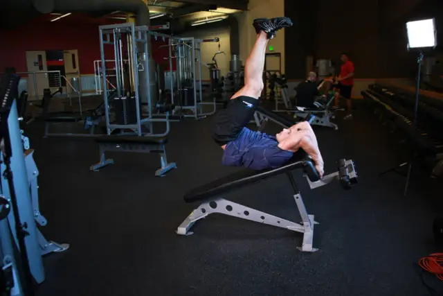 Decline Reverse Crunch 2