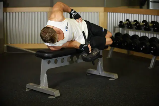 Dumbbell Lying Supination 2