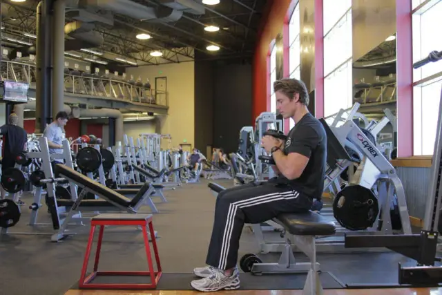 Dumbbell Seated Box Jump — Start