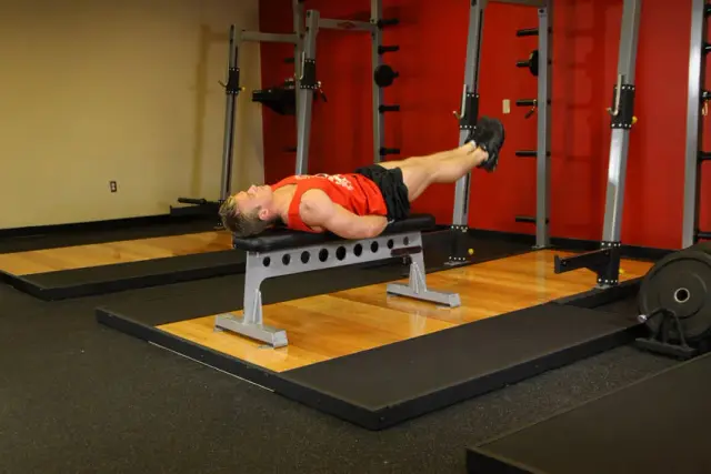 Flat Bench Leg Pull-In 2