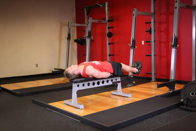 Flat Bench Lying Leg Raise 1