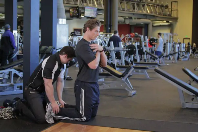 Floor Glute-Ham Raise — Start