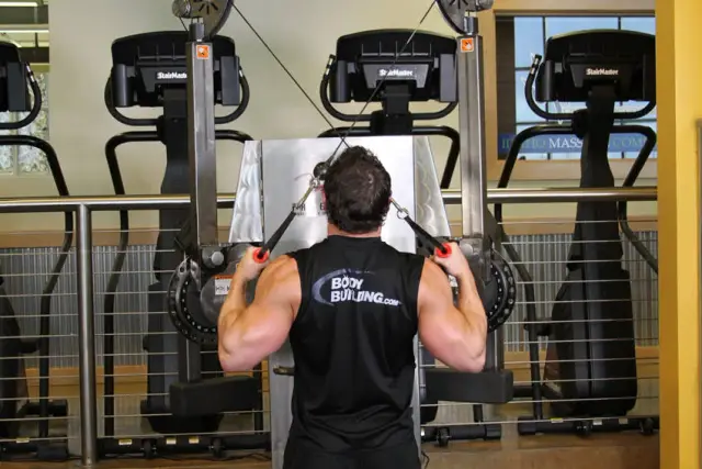 Full Range-Of-Motion Lat Pulldown 2