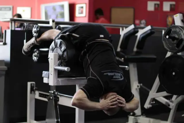 Glute Ham Raise — Start