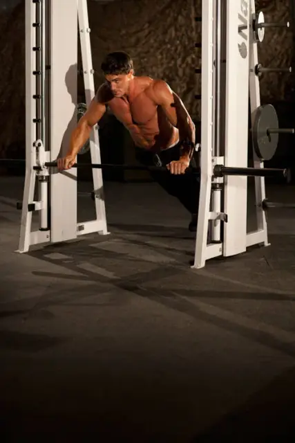 Incline Push-Up Wide — End