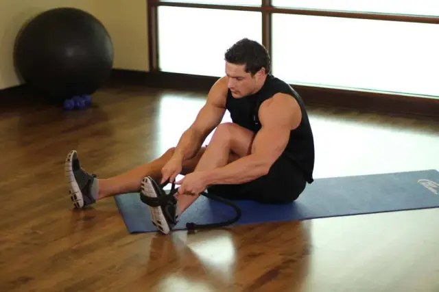 Intermediate Groin Stretch — Start