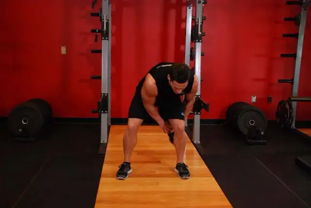 Kettlebell Figure 8 — Start