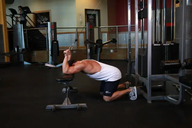 Kneeling Cable Triceps Extension 1