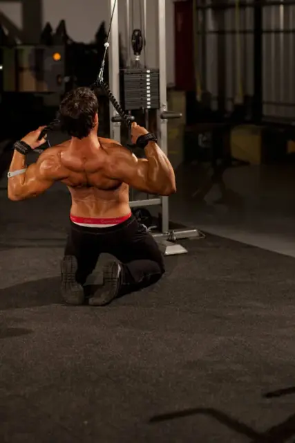 Kneeling High Pulley Row — End
