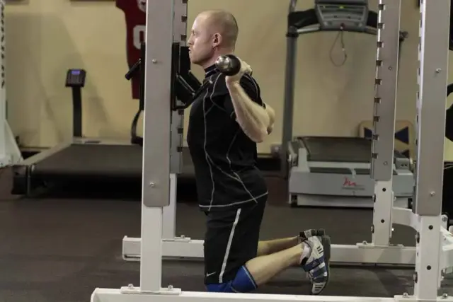 Kneeling Squat — Start