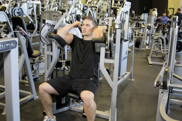 Machine Bicep Curl 2