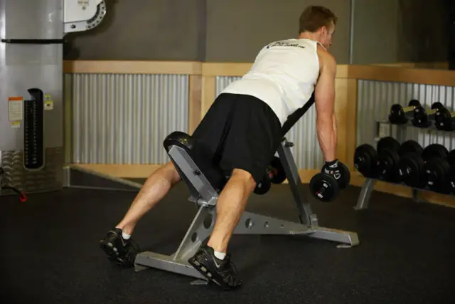 Middle Back Shrug — Start