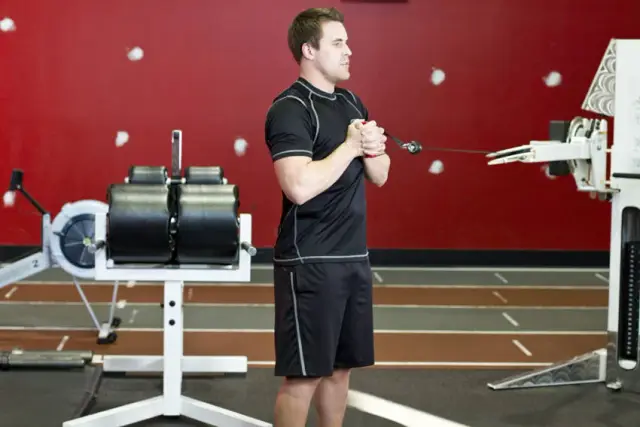 Pallof Press With Rotation — Start