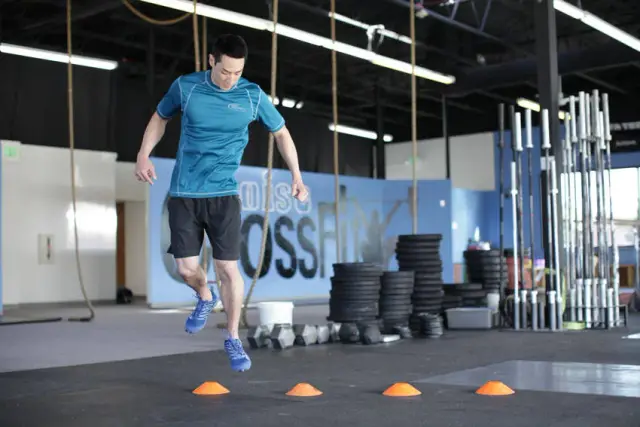 Single-Leg Lateral Hop — End