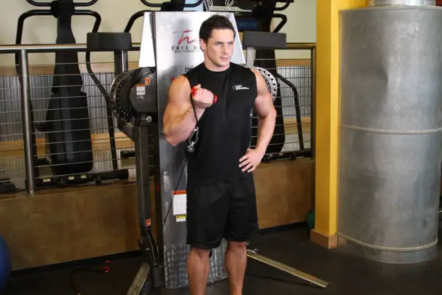 Standing One-Arm Cable Curl 2
