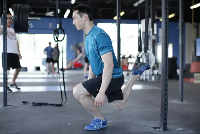 Suspended Split Squat — End