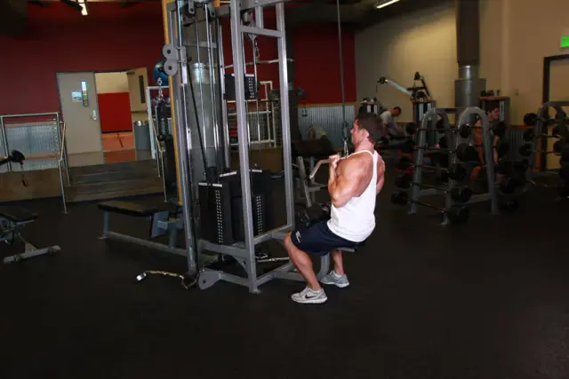 Underhand Cable Pulldowns 2