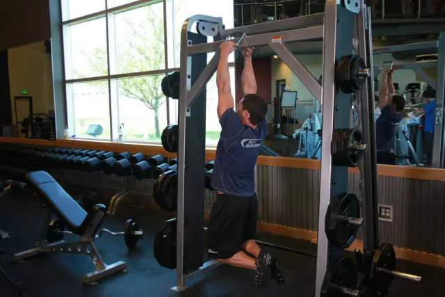 V-Bar Pullup 2