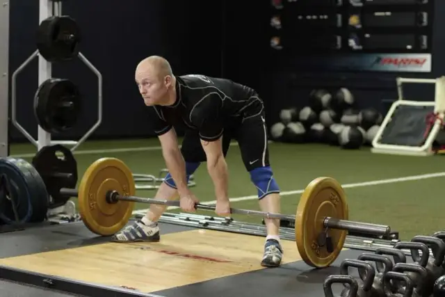 Wide Stance Stiff Legs 1